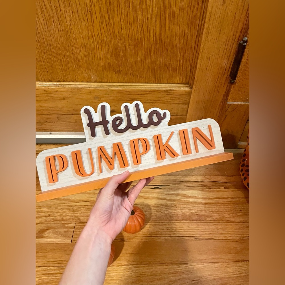 Fall pumpkin decor bundle - Picture 6 of 10